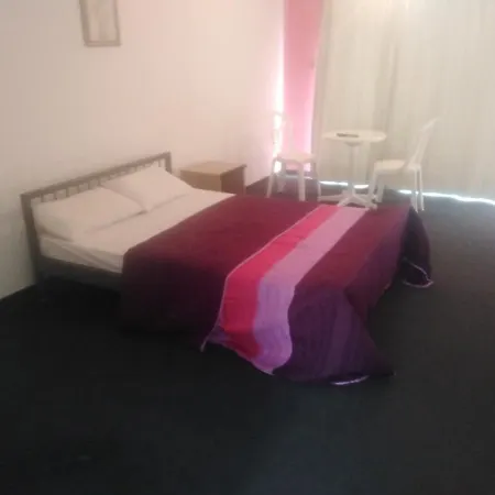 Rolandos Apts Aparthotel *